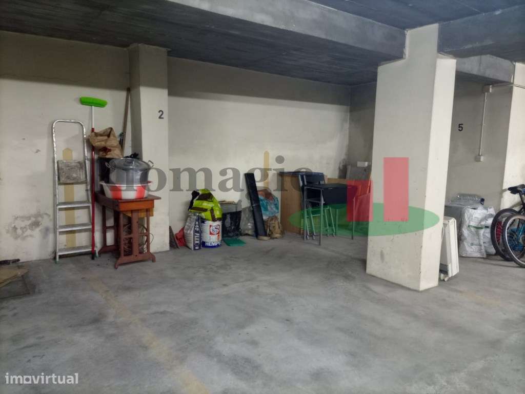 Garagem - Rio Maior***RIOMAGIC*** - Grande imagem: 4/7