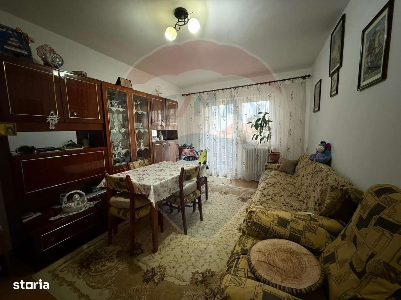 Apartament cu 3 camere de vânzare în zona Valea Aurie-2