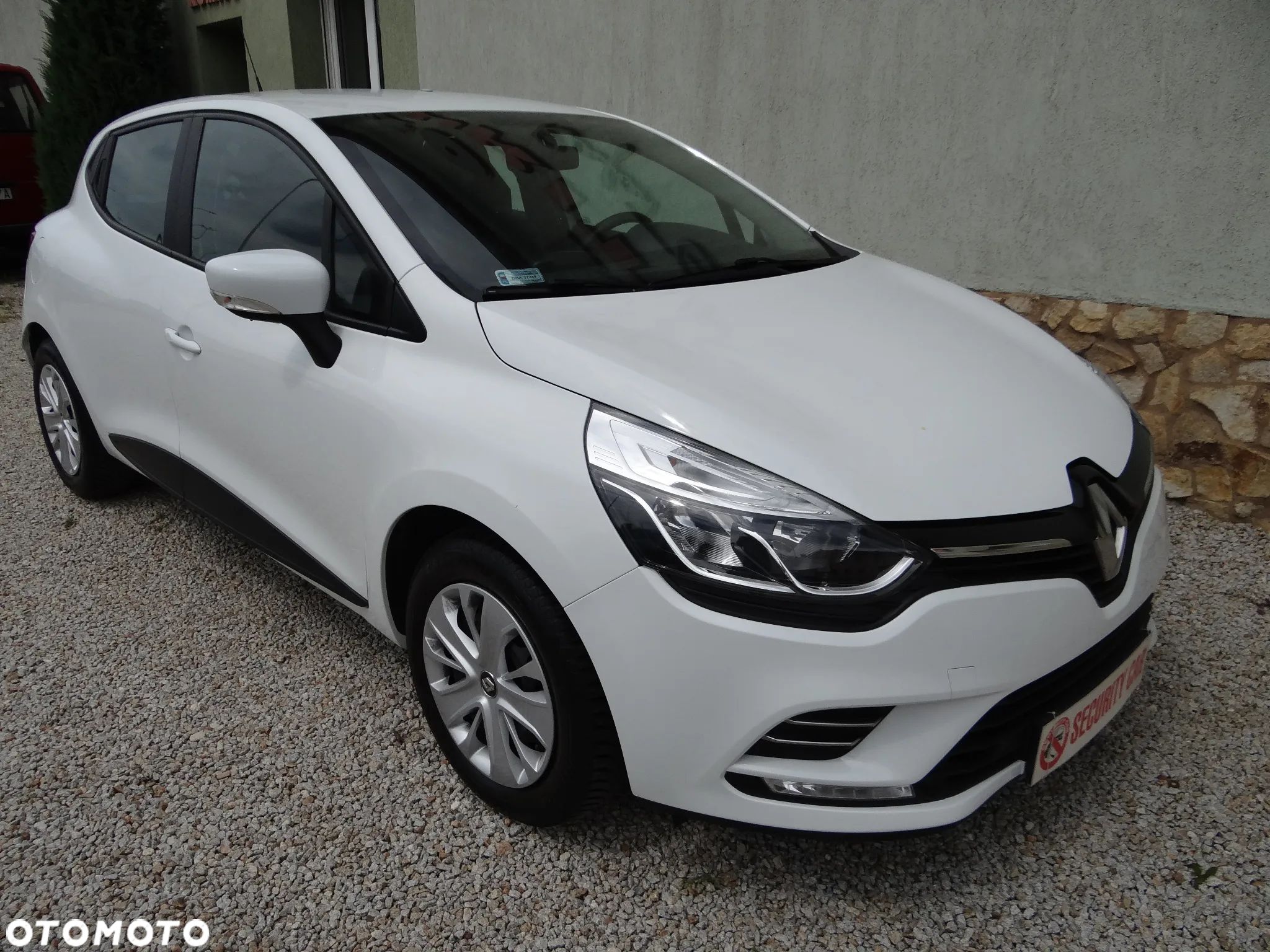 Renault Clio - 1