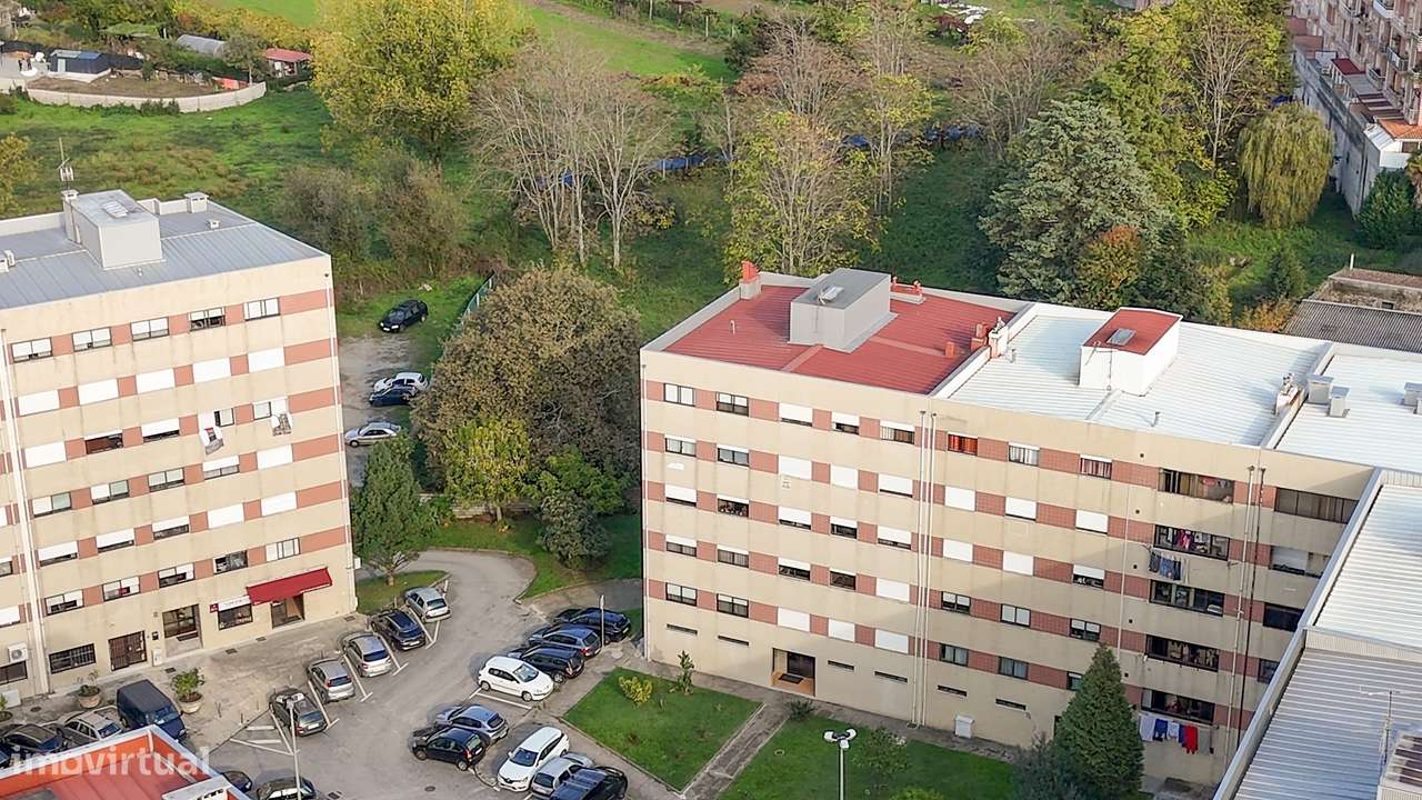 Apartamento T3 em Ferreiros, Braga-38