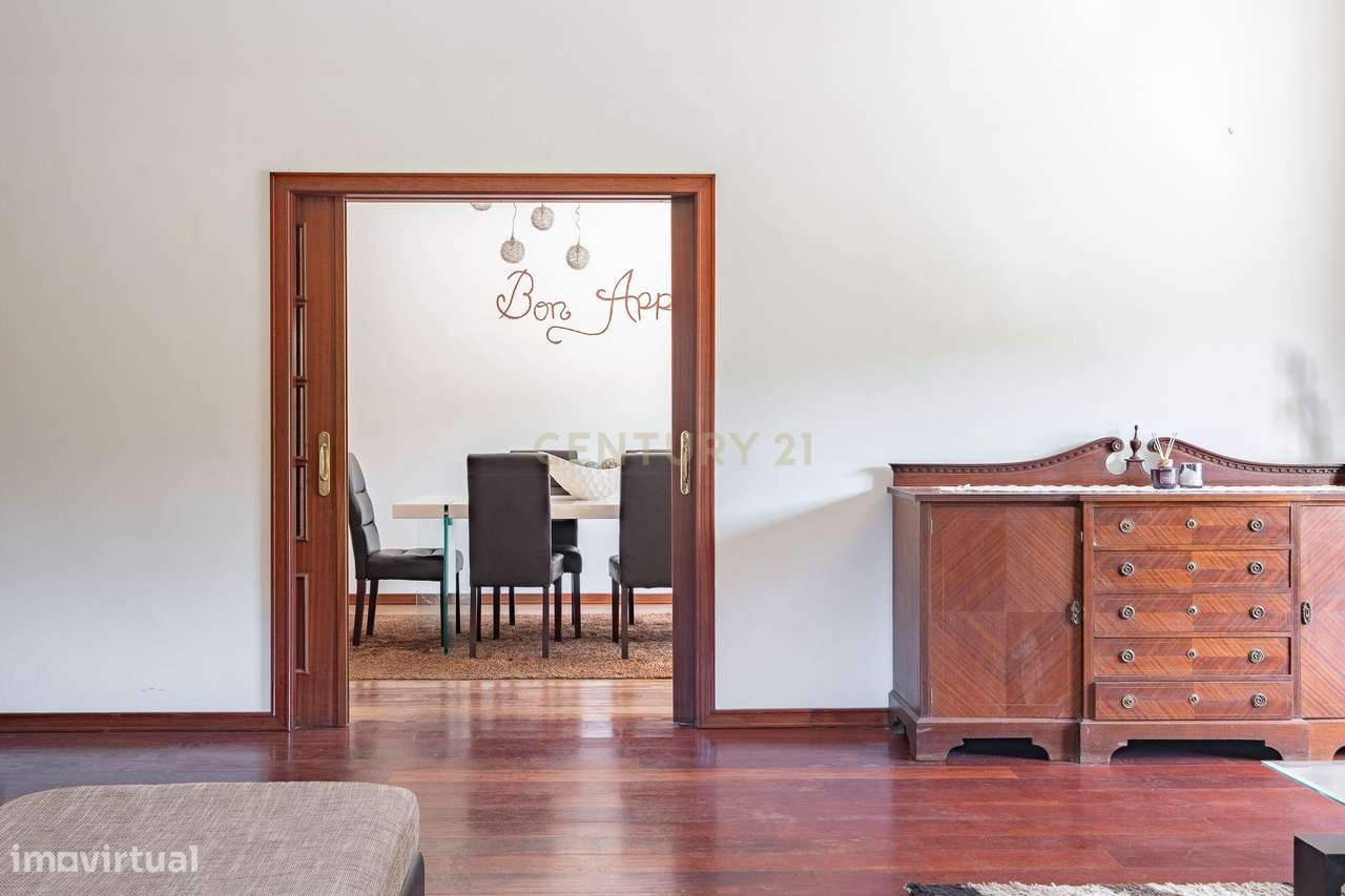 Moradia rodeada pelo campo-8