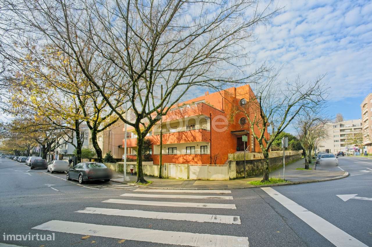 T4 de Charme | 487 m² | Pinheiro Manso - Grande imagem: 3/48