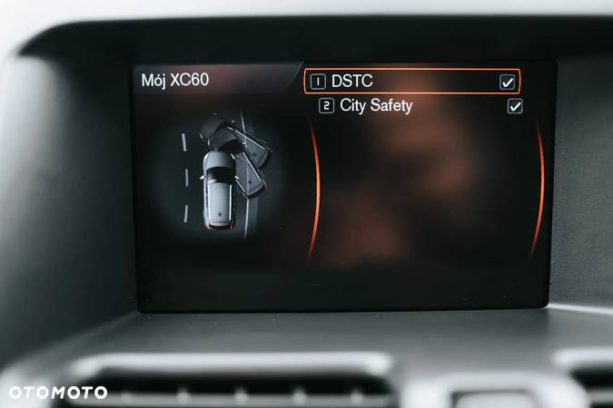 Volvo XC 60 D3 Momentum - 21