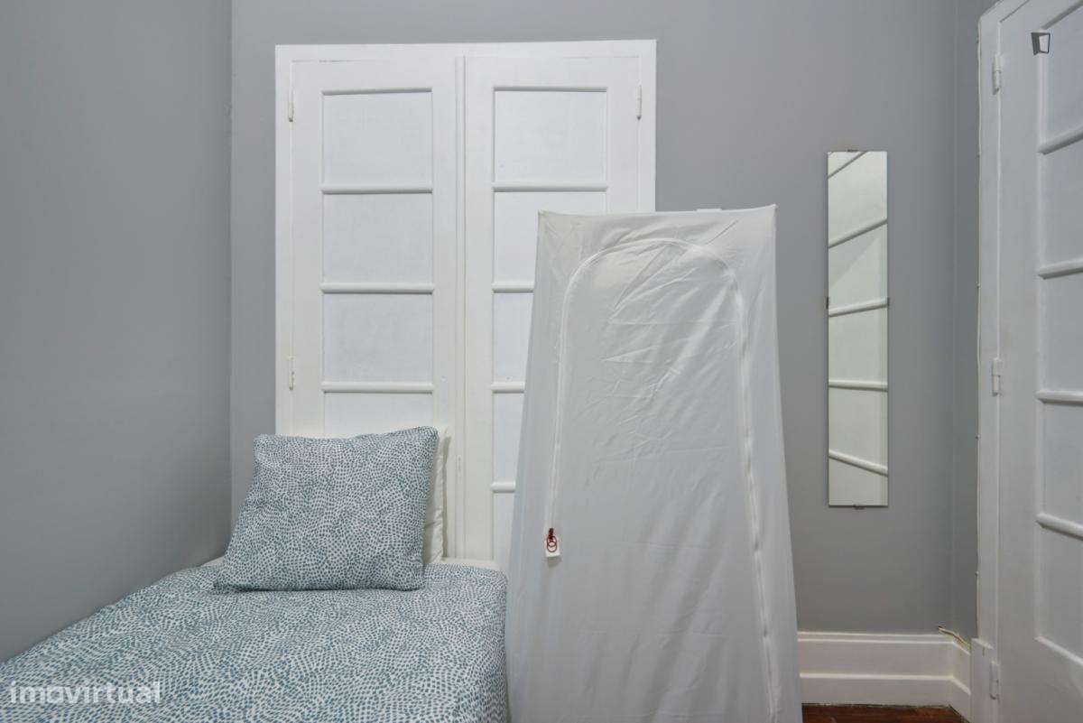 Quarto - localizado em Saldanha Lisbon - Grande imagem: 5/7