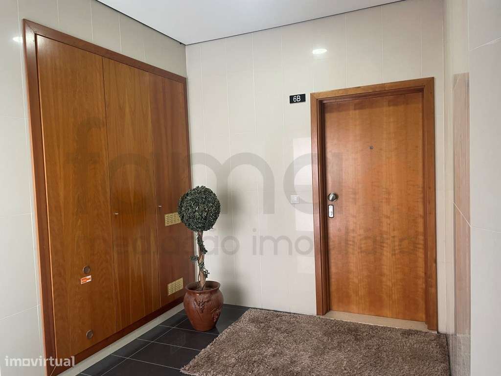 Penthouse Exclusiva com Terraço Panorâmico - Setúbal-24