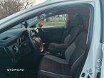 Toyota Auris 1.6 Premium - 14