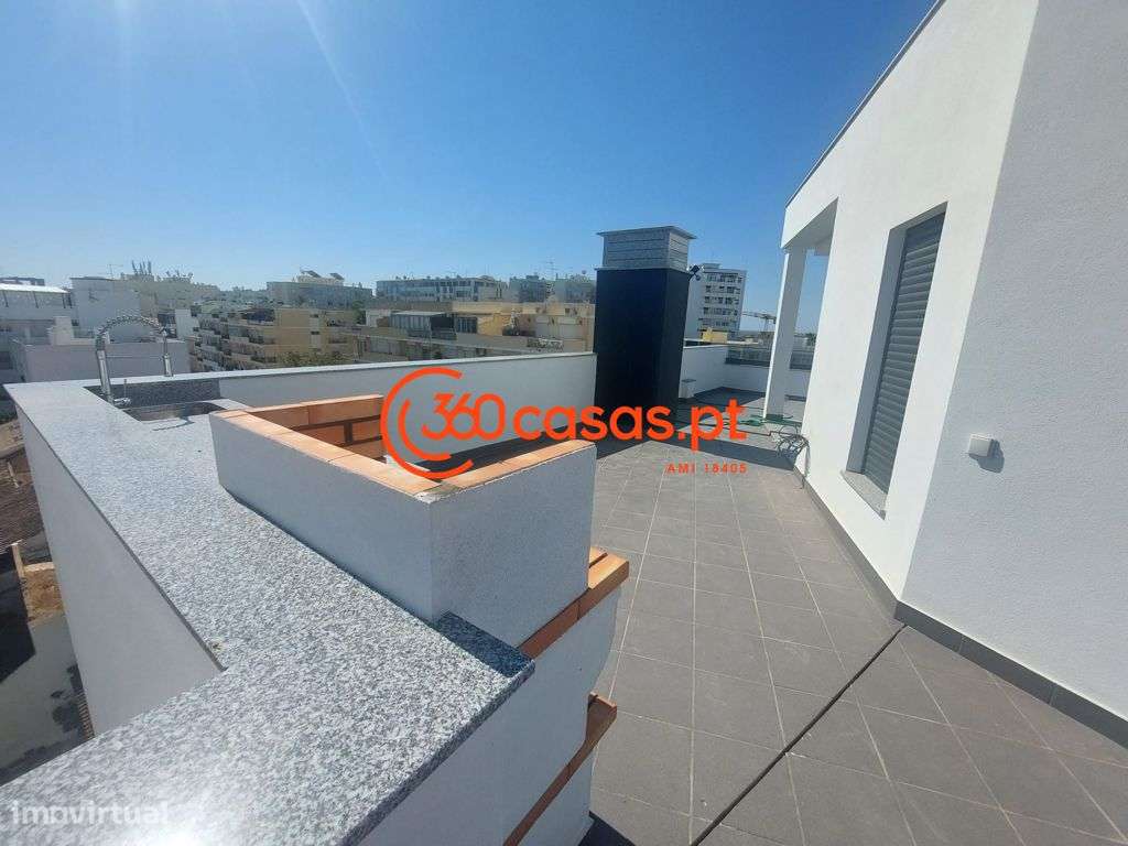 Apartamento T3 de Luxo com Garagem em Box no coração da cidade de Faro - Grande imagem: 3/22