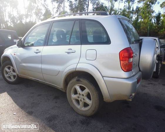 Toyota RAV 4 2006 D-4D - 4