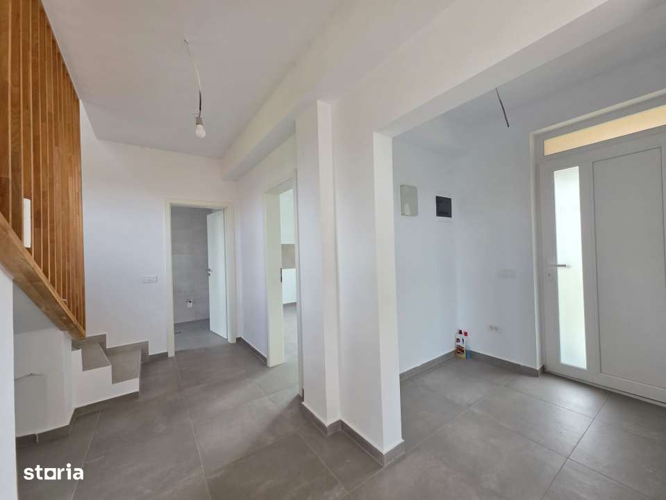 Duplex nou, 118 mp utili, teren 250 mp, toate utilitatile ,Stupini Bra - Imagine principală: 5/15