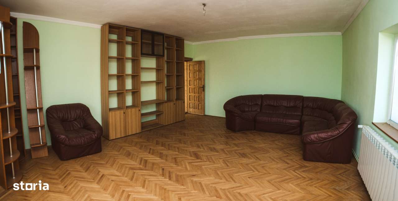 Oportunitate Exclusivă de Investiție în Câmpina Vila 12+ camere 750 mp-15