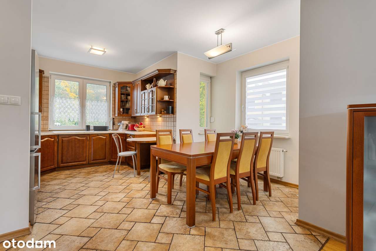 Skrajny szeregowiec, większa działka 345m2. Atrakcyjne położenie-cisza-4