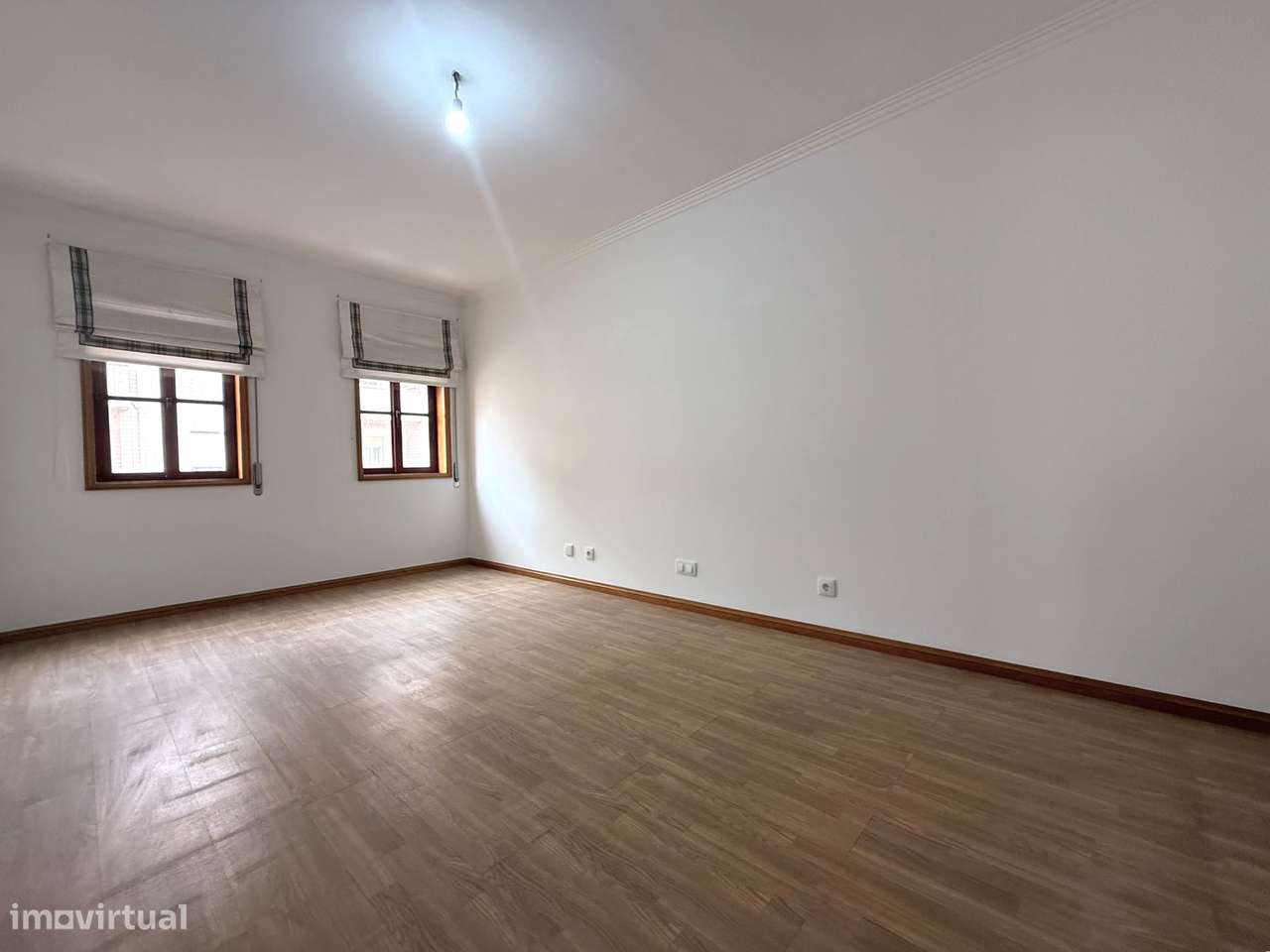 Apartamento T3 com Suíte, Varanda e Garagem – Praia do Furadouro-24