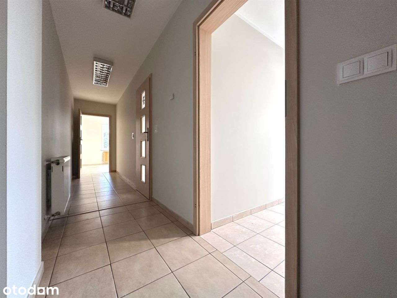 Wyremontowany budunek | parter | parking | ogród-3