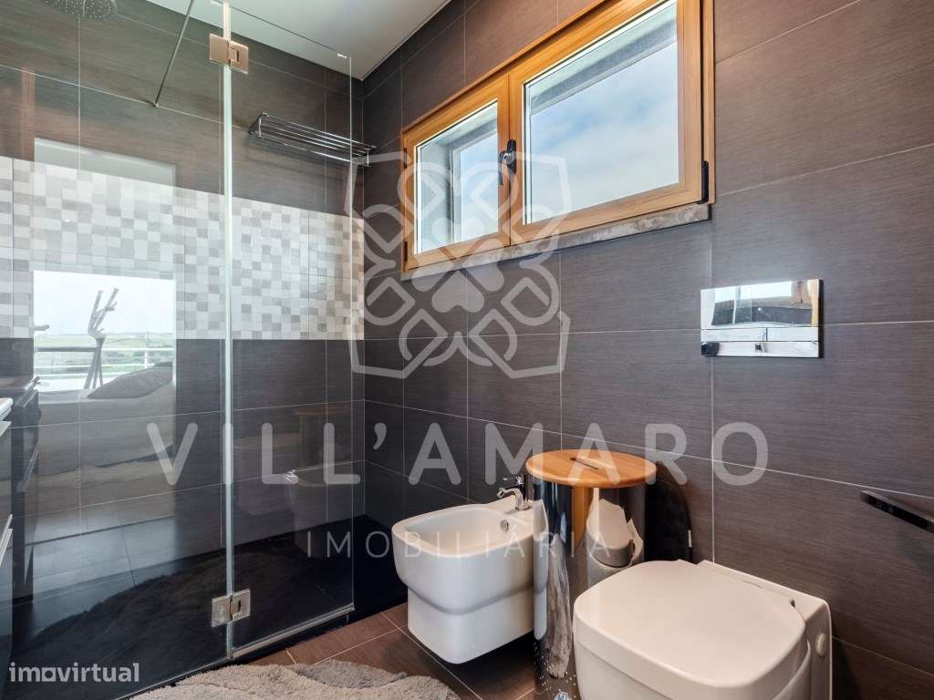 Apartamento T4 Duplex | Condomínio Fechado | São Pedro da Cadeira-24
