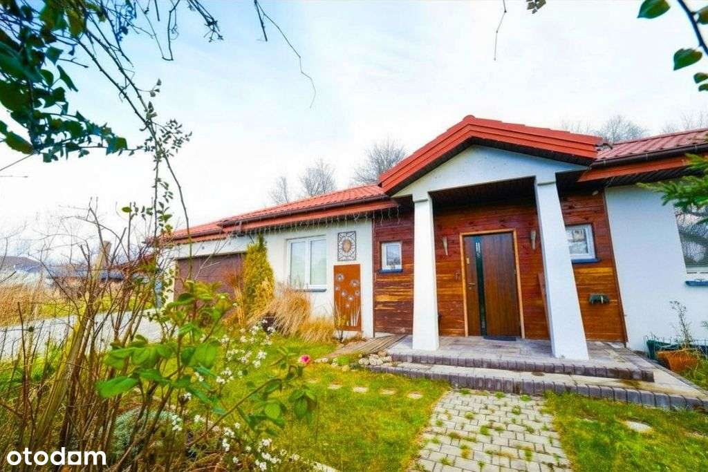 Parterowy dom z 3 sypialniami i dużym tarasem-18