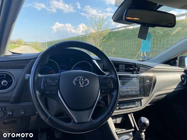 Toyota Auris 1.2 T Premium - 12