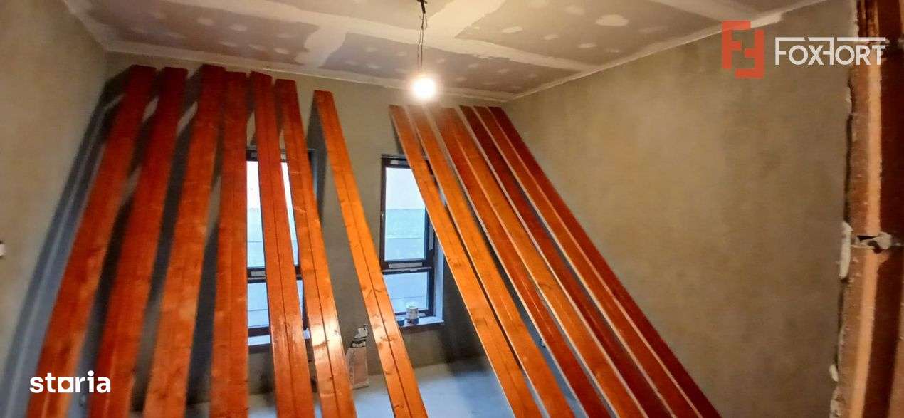 Duplex cu 3 camere si teren de 325 mp in Sanmihaiul Roman - Imagine principală: 5/11