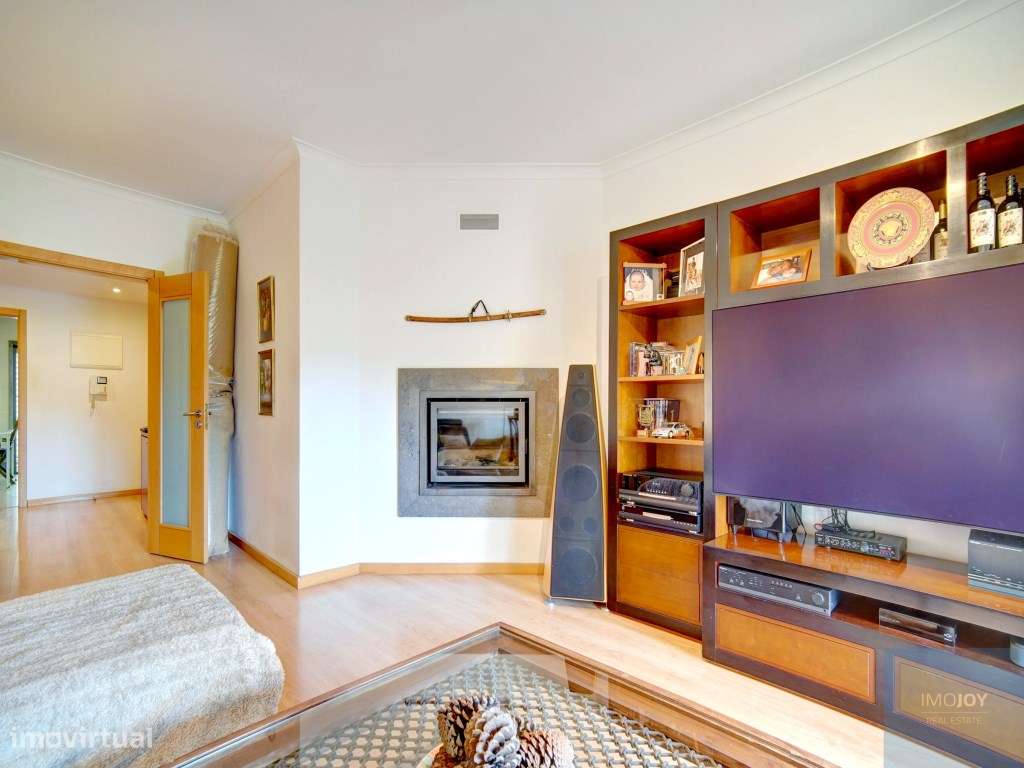 Apartamento T2 na Amoreira em Condomínio com Piscina - Grande imagem: 4/30