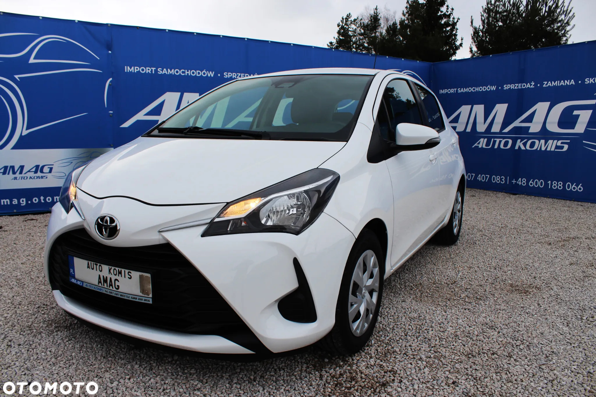 Toyota Yaris 1.5 20th Anniversary CVT - 2