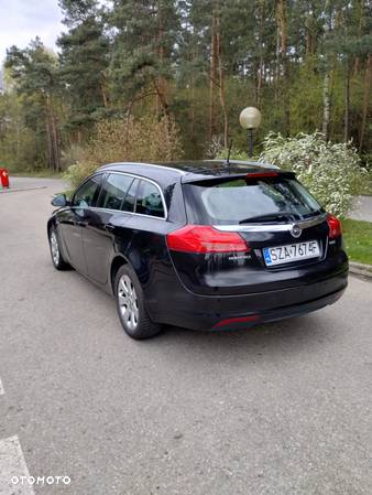 Opel Insignia 2.0 CDTI - 9