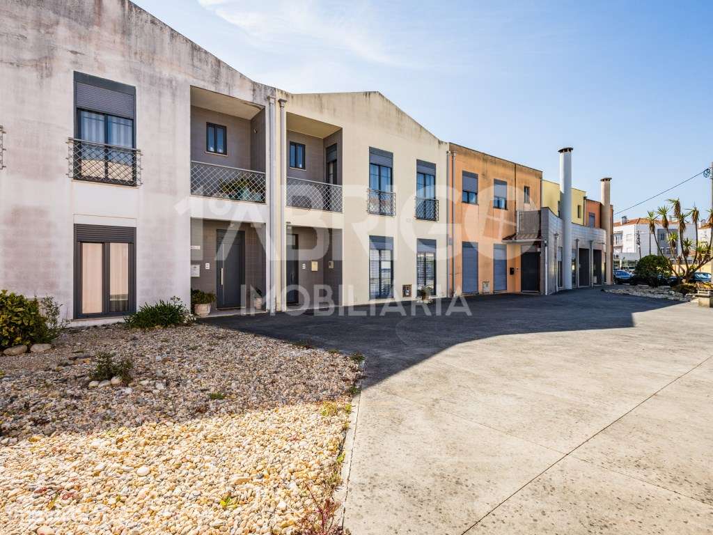 Moradia T3 Remodelada, Embra, Marinha Grande-33