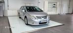 Toyota Avensis 2.0 D-4D Luna - 1