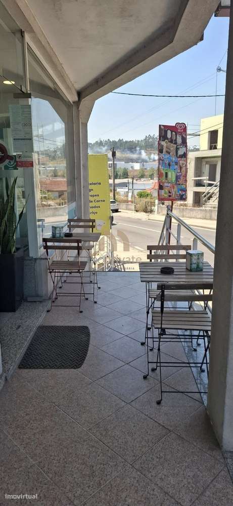Loja com arrecadação em Vizela-14
