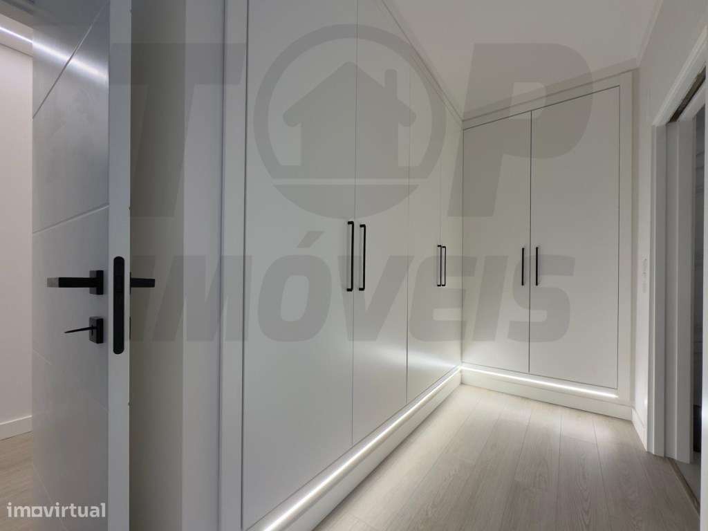 Moradia Nova Contemporânea V4 - Foros De Salvaterra - 435.000€-12