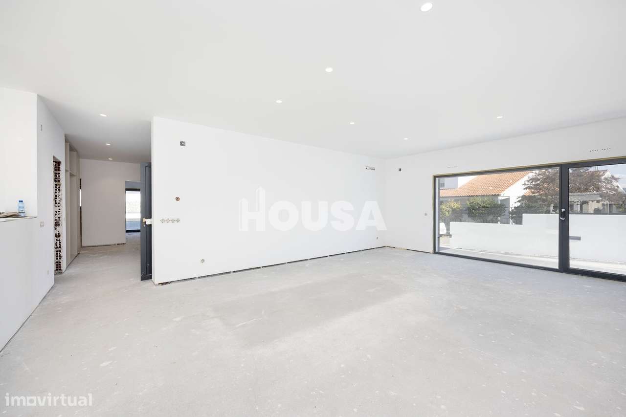 Moradia T3 Nova na Touria-1