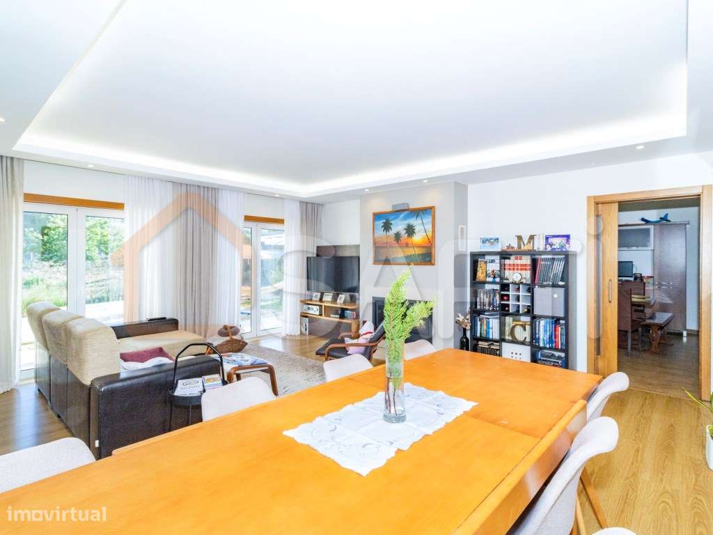 Moradia Isolada (quintinha) - Grande imagem: 4/32