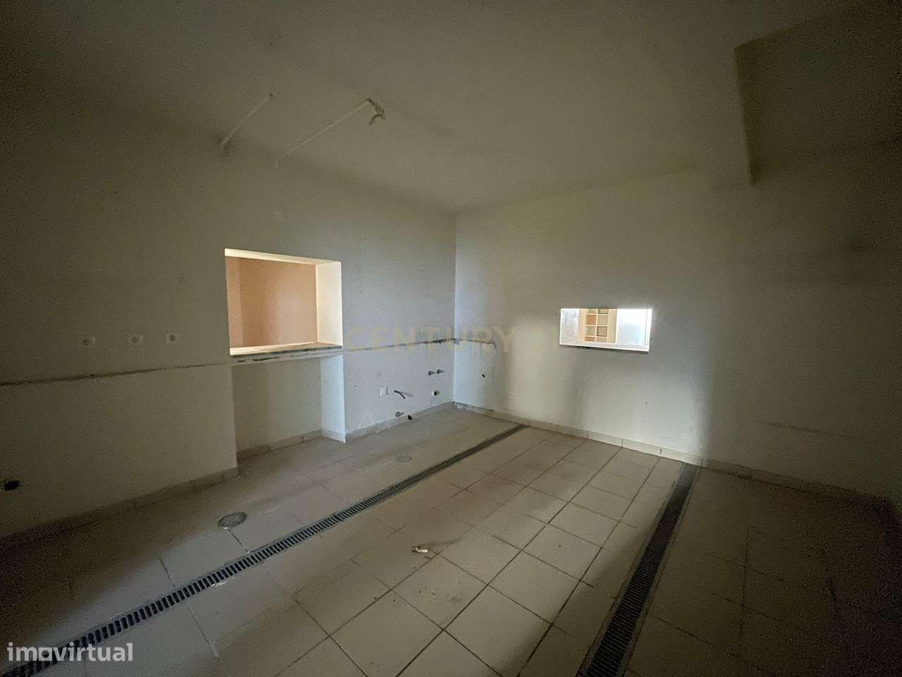 Loja em Viana do Alentejo - Oportunidade Única! - Grande imagem: 3/14