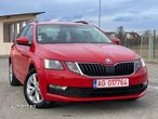 Skoda Octavia Combi Diesel 1.6 TDI DSG Ambition - 2