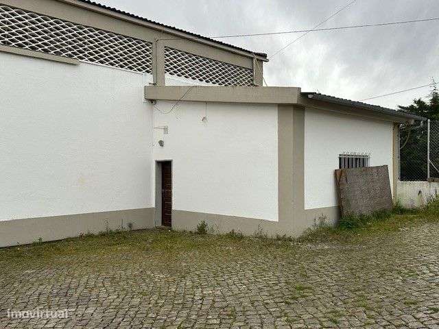 Arrendamento Armazém em Fatima com Escritório e espaço exterior - Grande imagem: 4/15