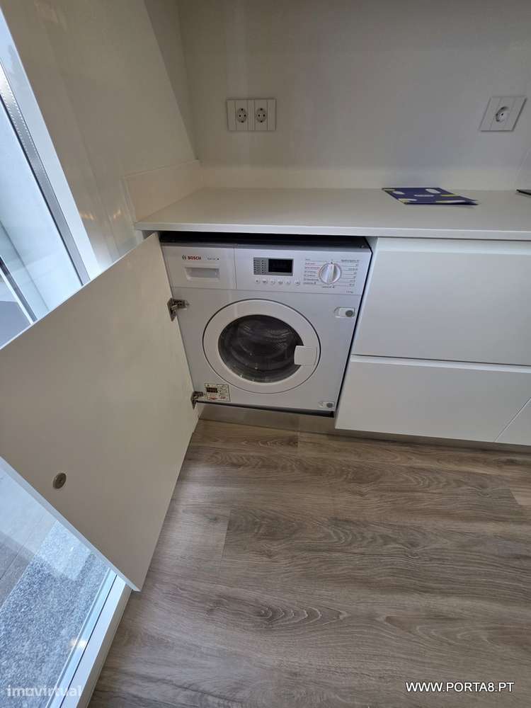 Apartamento T3 Novo com Duas Suites e Varanda — Barosa, Leiria-7