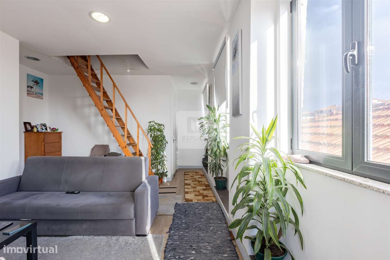 Prédio com Rentabilidade na Baixa do Porto, na Sé - Grande imagem: 2/38