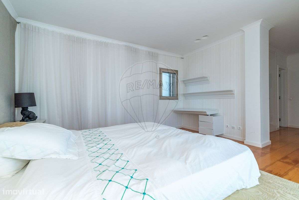 Moradia T5 para venda-33