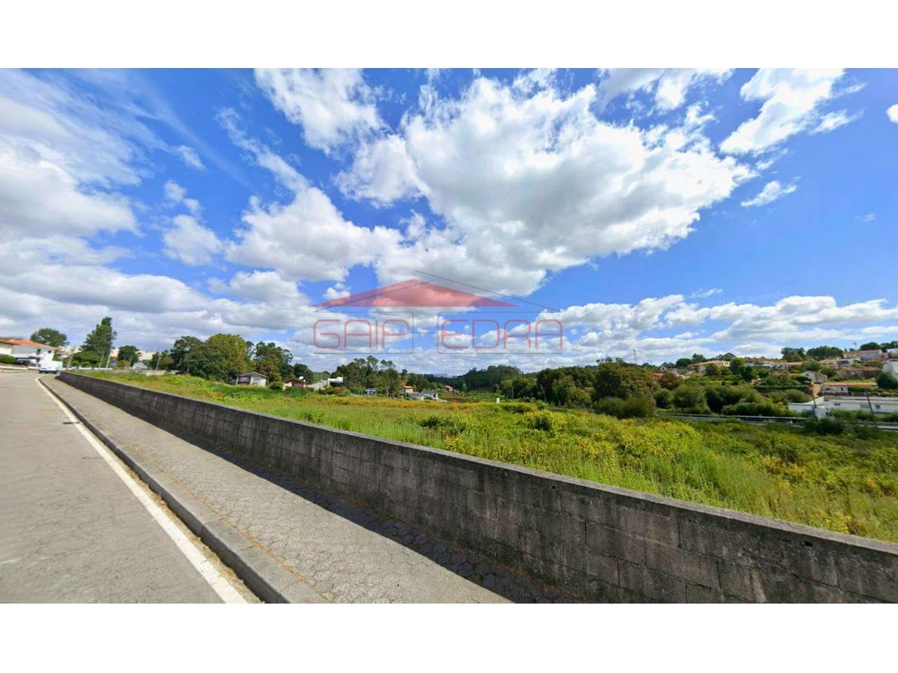 Terreno com 10 000 m2 em Cucujães construção-5