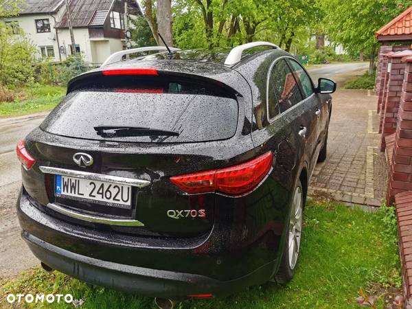 Infiniti Q70 3.0d S Premium - 6