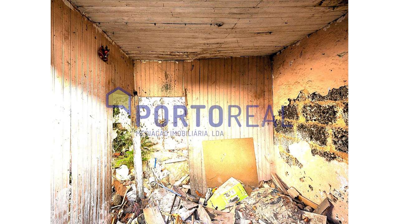 Moradia para Restaurar T2 - Campanhã-10