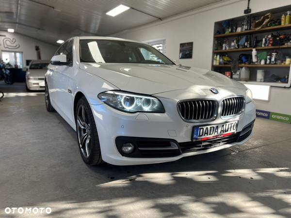 BMW Seria 5 520d Luxury Line - 10