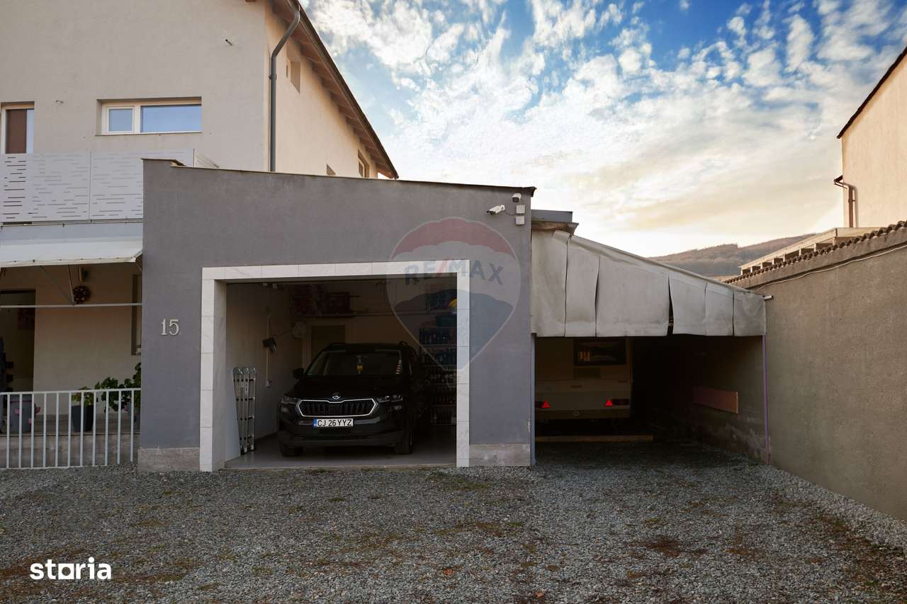 Casa / Vila cu 7 camere de vanzare in Chinteni-15