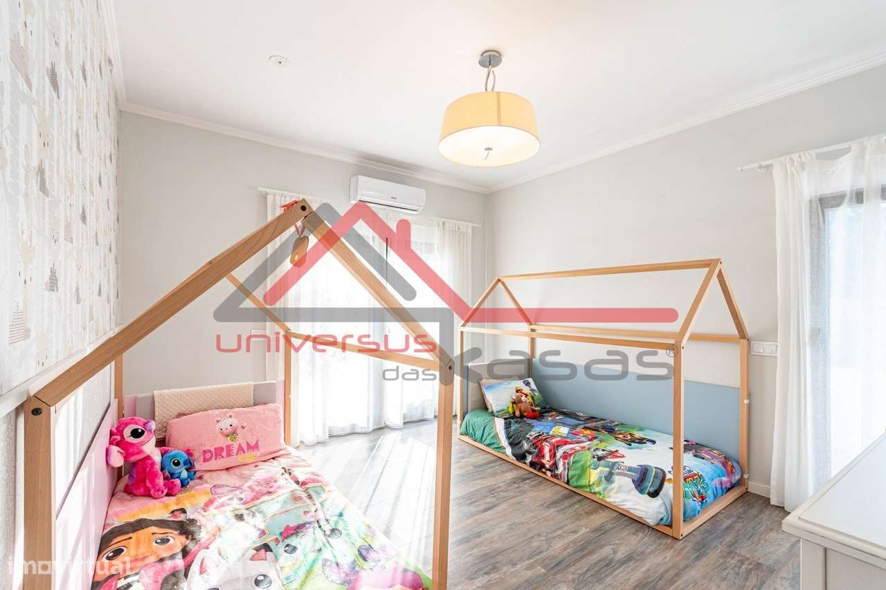 Moradia Térrea Isolada V4 com Piscina Moita-31