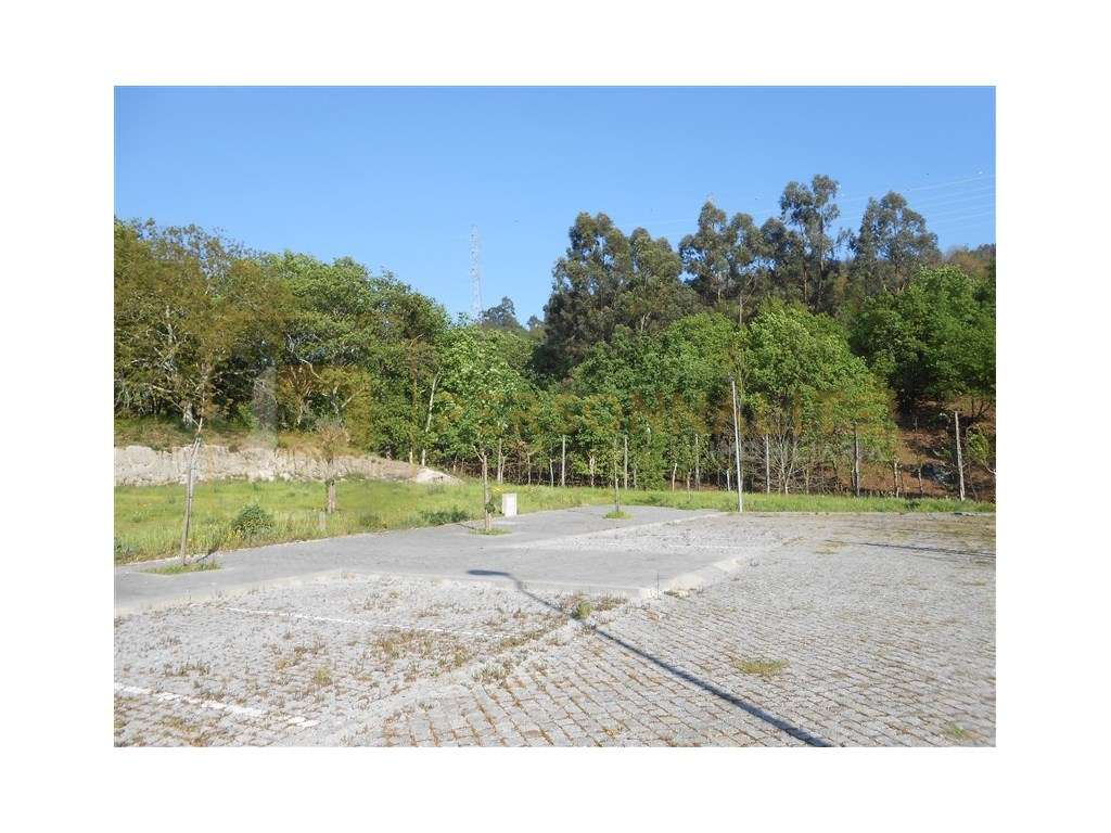 Lote 1435m2 p/ construção - Guimarães-5