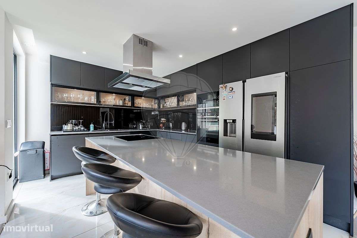 Moradia T4 para venda - Grande imagem: 4/46