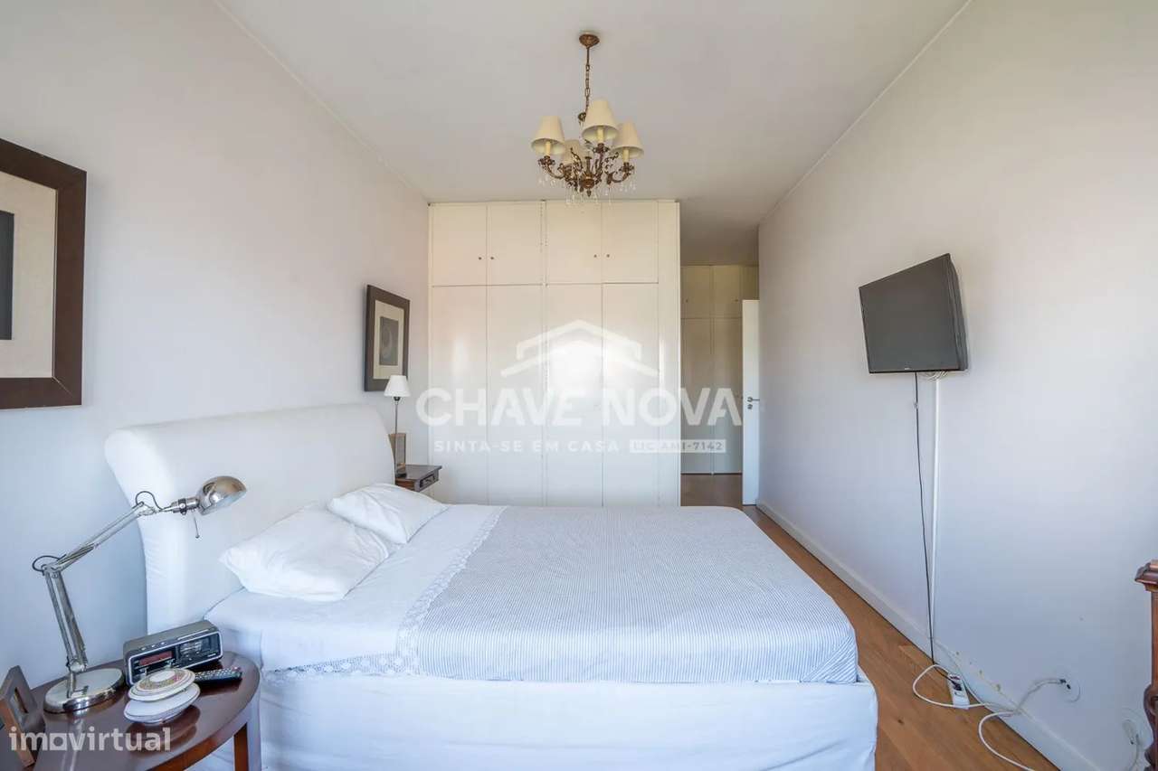 Apartamento T3 c/vista para a Foz do Douro-8