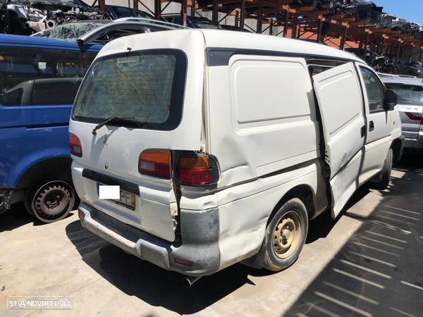 Mitsubishi L400 2.5 TD de 2000 para peças - 4