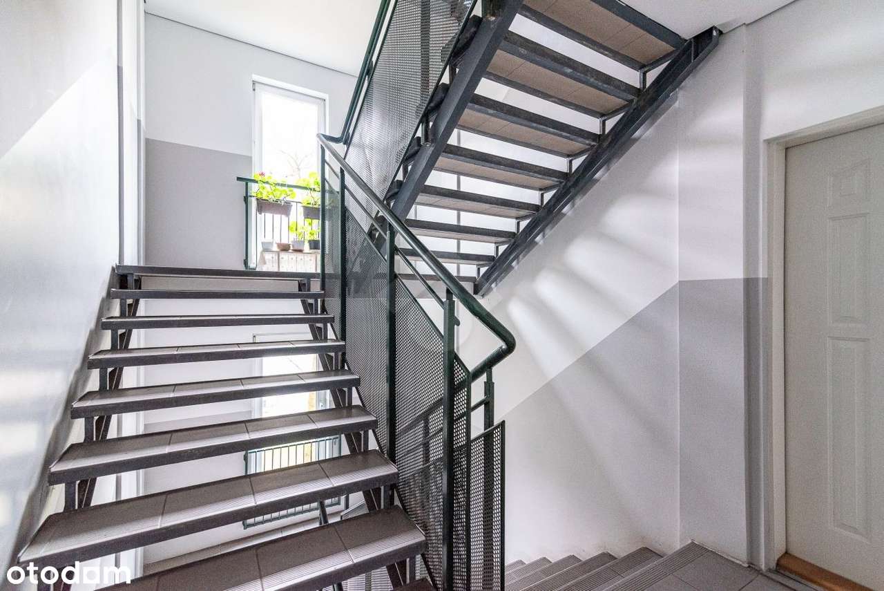 Kawalerka, balkon, m. postojowe, 11 735 zł/ m2, tramwaj, autobus-18