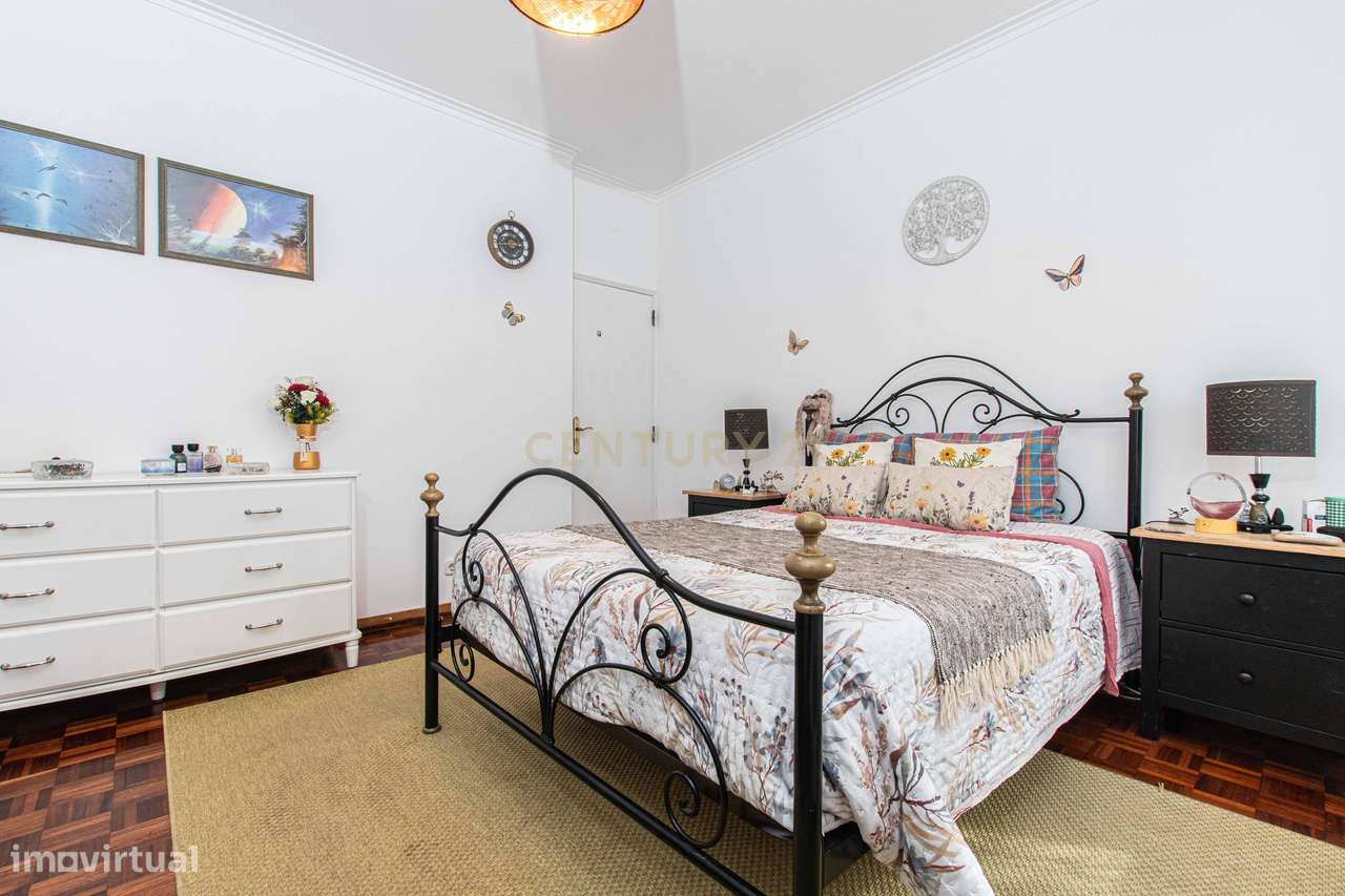 Apartamento T3 com vista cidade e rio na Póvoa de Santa Iria-11