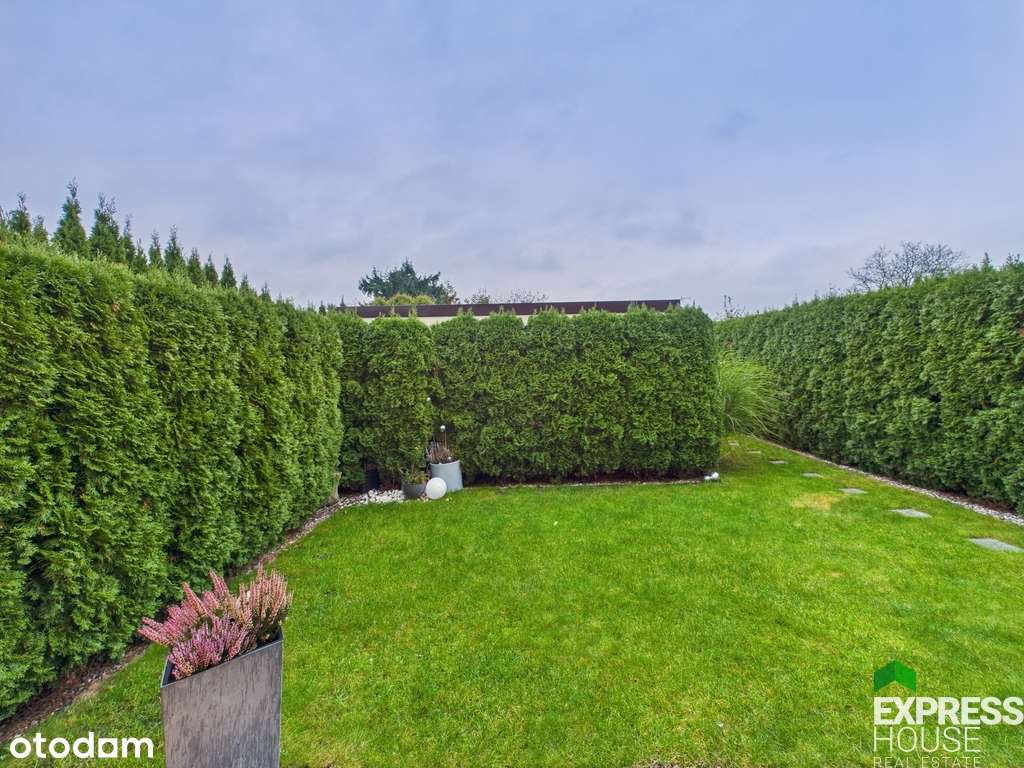 Bliźniak z garażem, 3 poziomy, bardzo zadbany-13