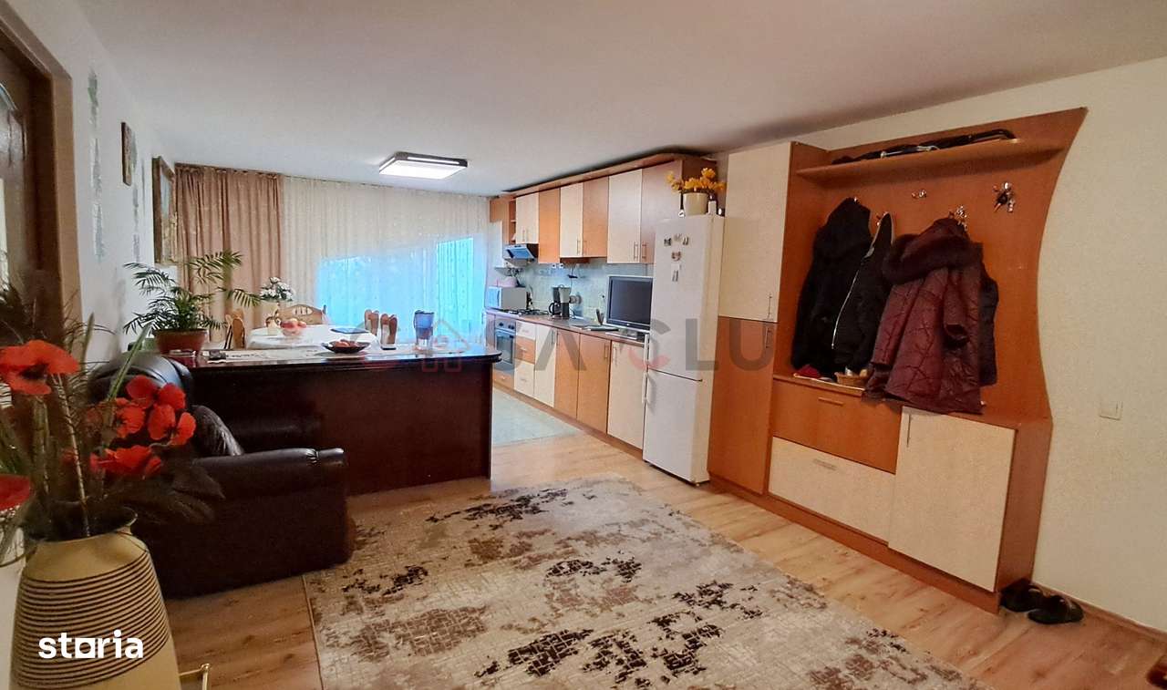 3 camere, Terasa, Garaj, Plopilor Noi!! - Imagine principală: 2/7